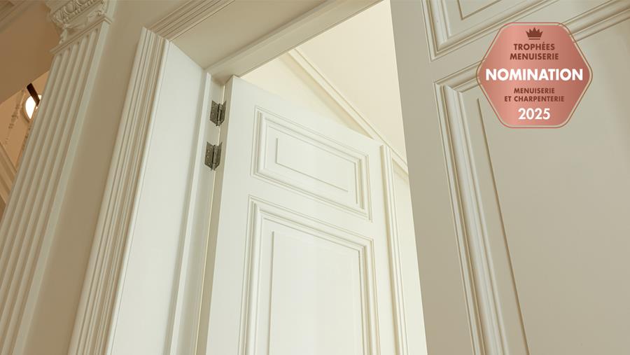 Des portes en bois au look ancien pour le centre étudiant de l'UGent