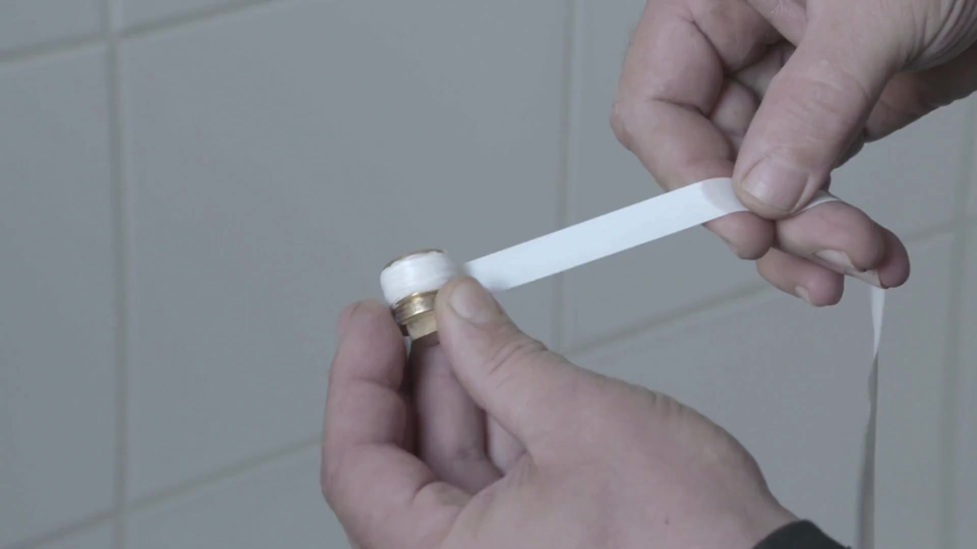 Comment appliquer du ruban téflon?