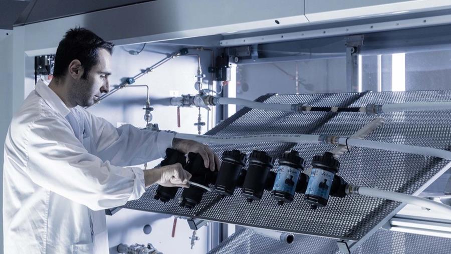 Installation intelligente? Profitez de l’action estivale chez RBM sur les séparateurs d’air et des filtres de boues!