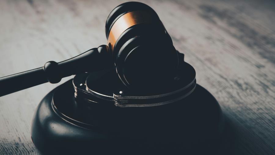 Nederlands arts veroordeeld voor voorschrijven ivermectine